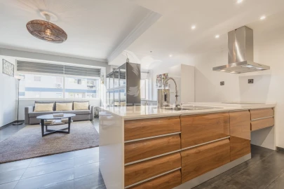 Apartamento T1 para Venda em São Domingos de Rana