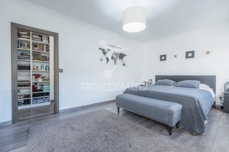 Apartamento T1 para Venda em São Domingos de Rana Foto 22