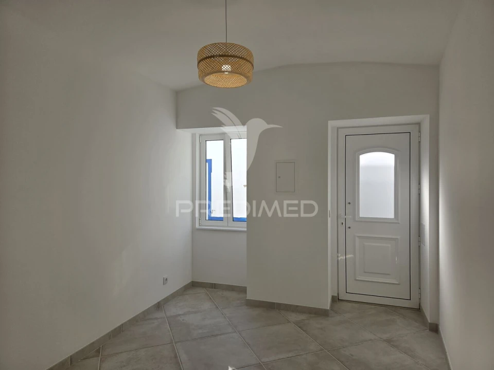 Moradia T1 para Venda em Olhão Foto 3