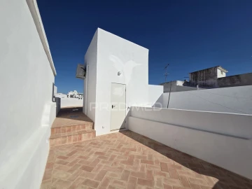 Moradia T1 para Venda em Olhão