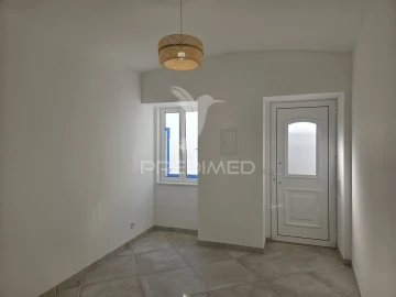 Moradia T1 para Venda em Olhão