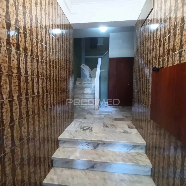 Apartamento T2 para Venda em Laranjeiro e Feijó Foto 24