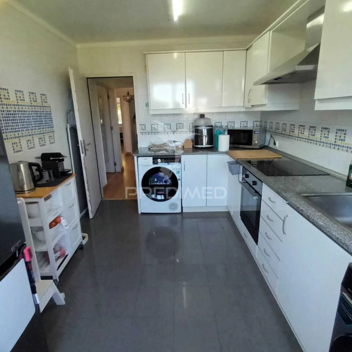 Apartamento T2 para Venda em Laranjeiro e Feijó Foto 4