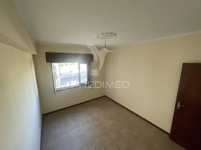 Apartamento T1 para Venda em Macedo de Cavaleiros Foto 4