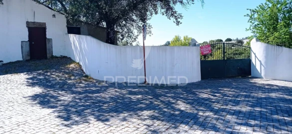 Quinta T3 para Venda em Monte da Pedra