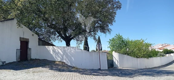 Quinta T3 para Venda em Monte da Pedra