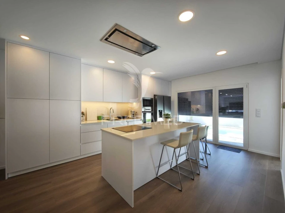 Moradia T3 para Venda em Samora Correia Foto 1