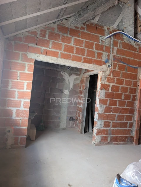 Moradia T3 para Venda em Castanheira do Ribatejo e Cachoeiras