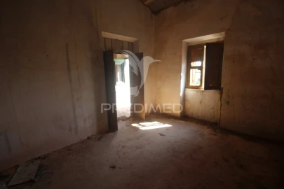 Moradia T3 para Venda em Algoz e Tunes