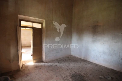 Moradia T3 para Venda em Algoz e Tunes