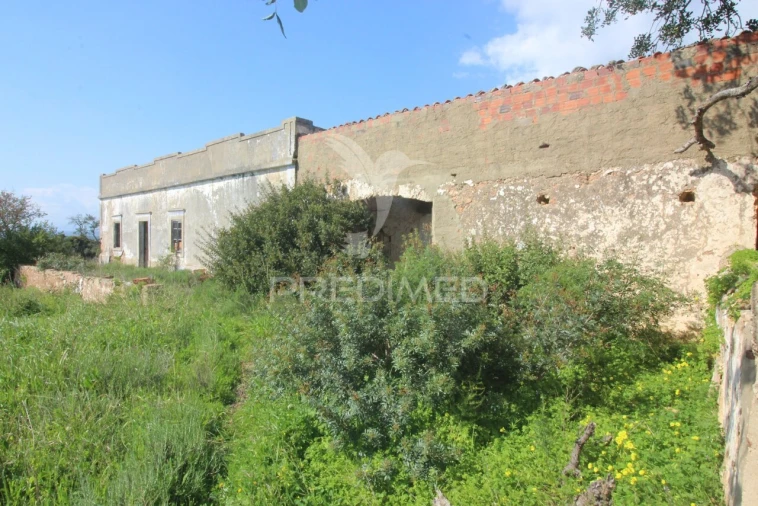 Moradia T3 para Venda em Algoz e Tunes