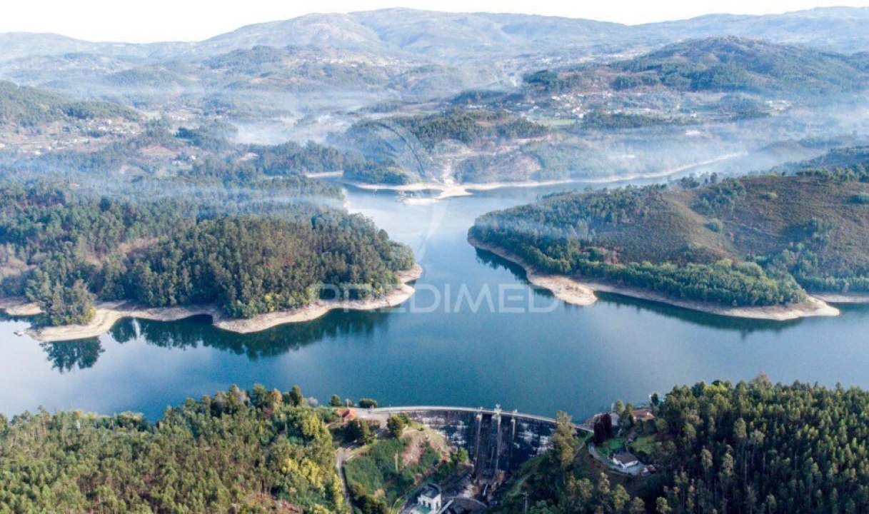 Moradia T2 para Venda em Salamonde Foto 30