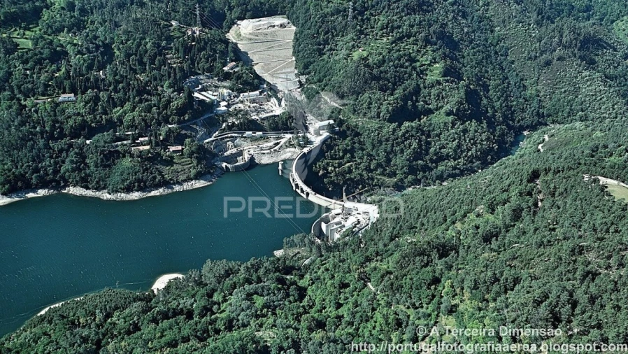 Moradia T2 para Venda em Salamonde Foto 29