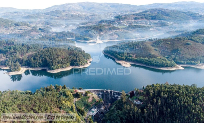 Moradia T2 para Venda em Salamonde Foto 31