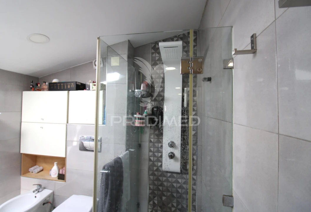 Moradia T3 para Venda em Rio Tinto Foto 22