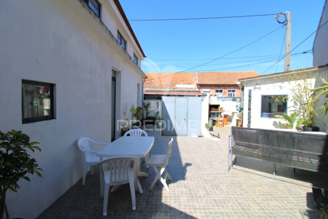 Moradia T3 para Venda em Rio Tinto Foto 28