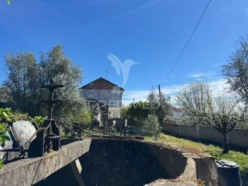Moradia T5 para Venda em Mouriscas