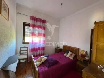 Moradia T5 para Venda em Mouriscas