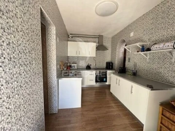 Moradia T5 para Venda em Mouriscas