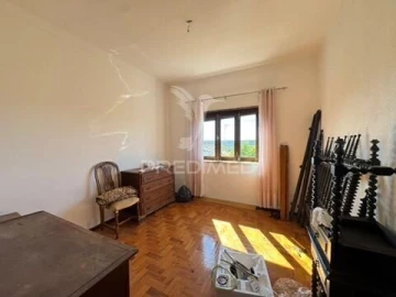 Moradia T5 para Venda em Mouriscas