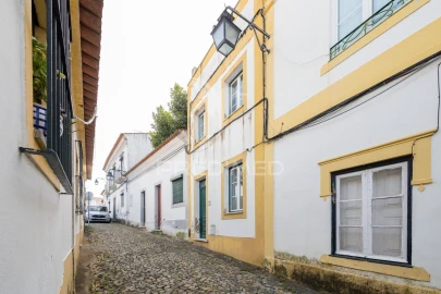 Moradia T2 para Venda em Évora (São Mamede, Sé, São Pedro e Santo Antão)