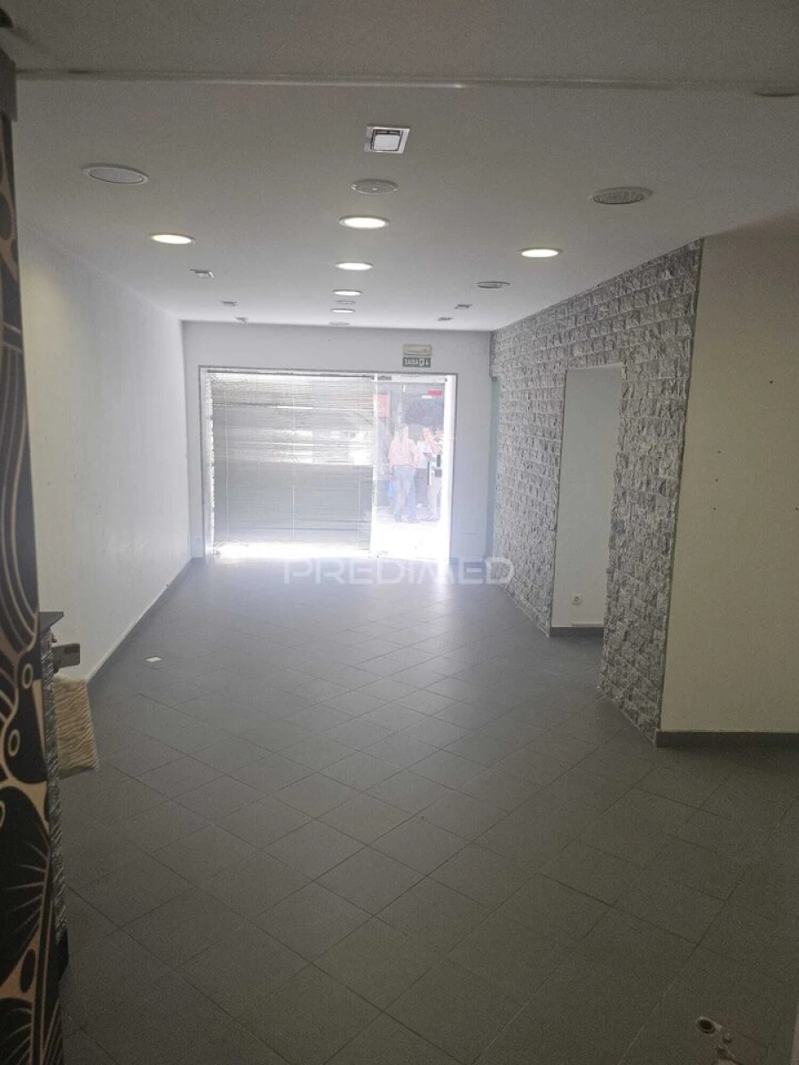 Loja para Venda em Assunção, Ajuda, Salvador e Santo Ildefonso Foto 9