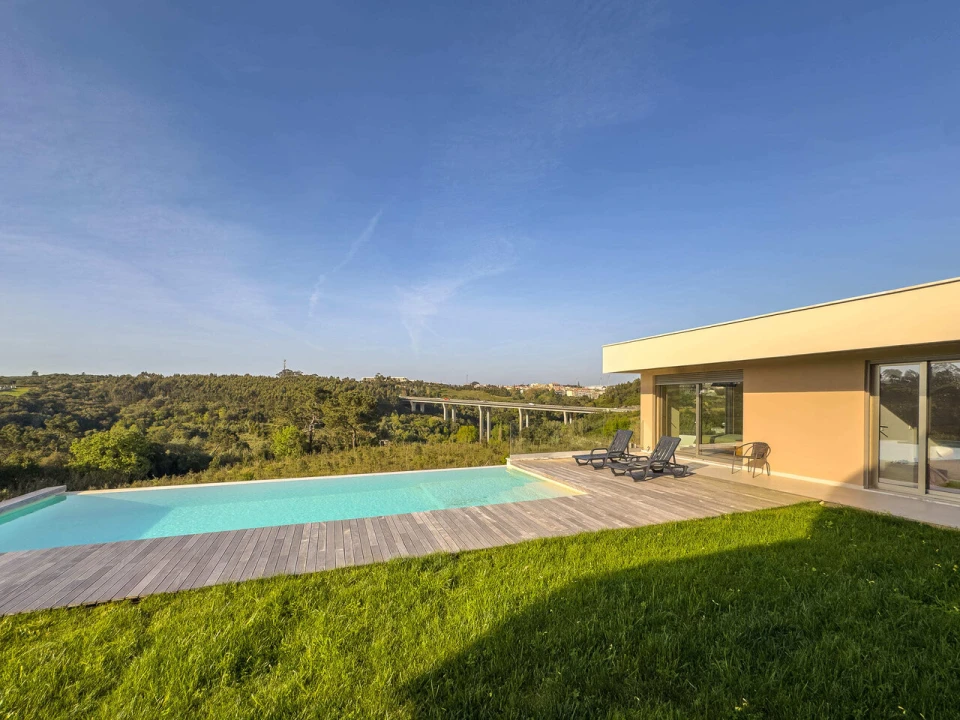Moradia T4 para Venda em Ericeira Foto 33