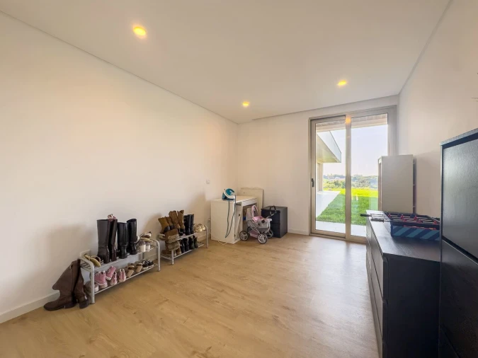 Moradia T4 para Venda em Ericeira Foto 14