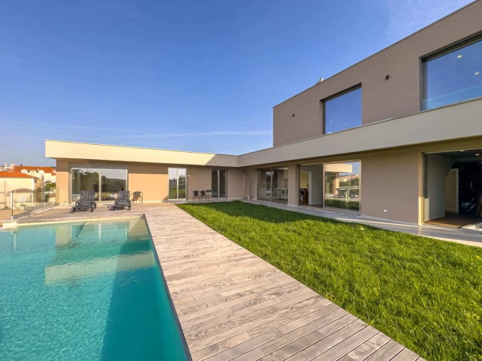 Moradia T4 para Venda em Ericeira Foto 32