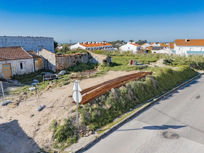 Moradia T3 para Venda em Santo Isidoro Foto 22