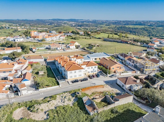Moradia T3 para Venda em Santo Isidoro Foto 25