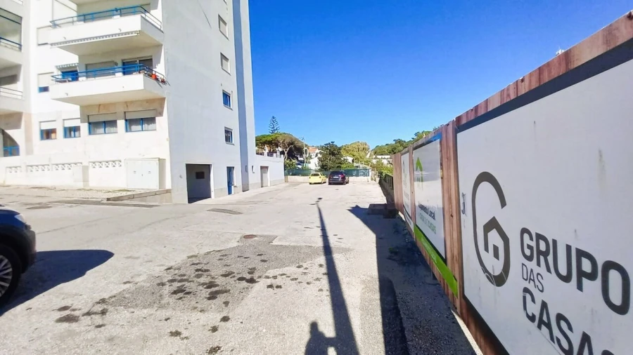 Garagem para Arrendamento em Ericeira