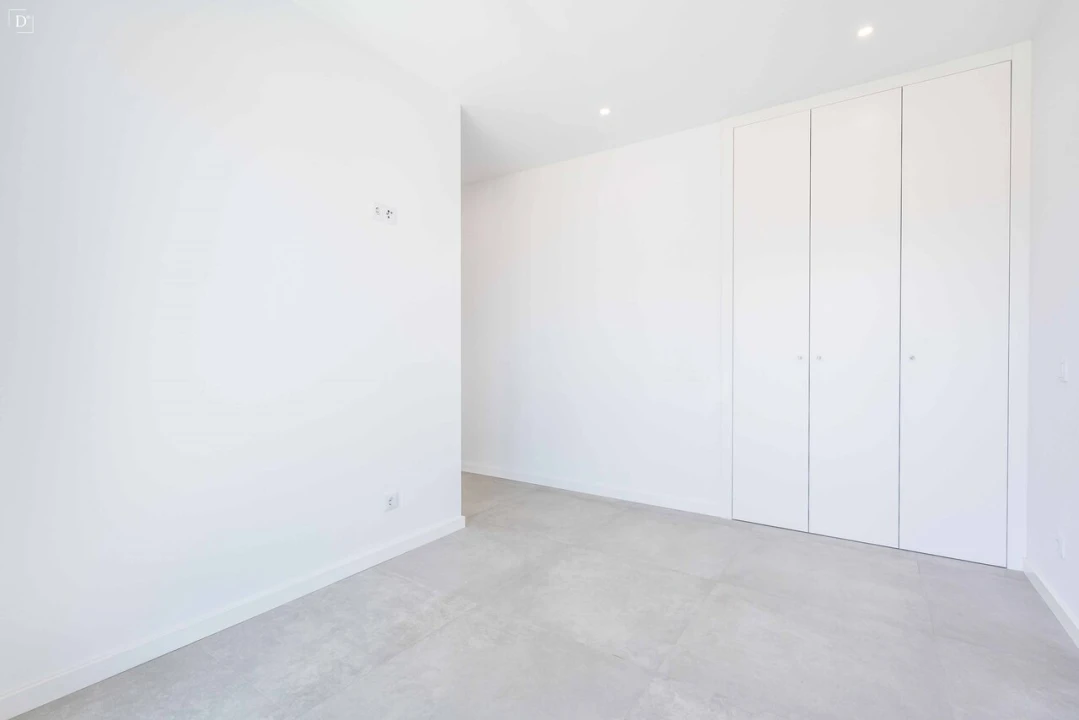 Moradia T4 para Venda em Mexilhoeira Grande Foto 34