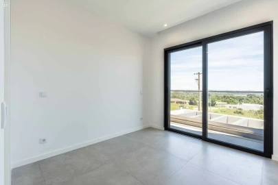 Moradia T4 para Venda em Mexilhoeira Grande