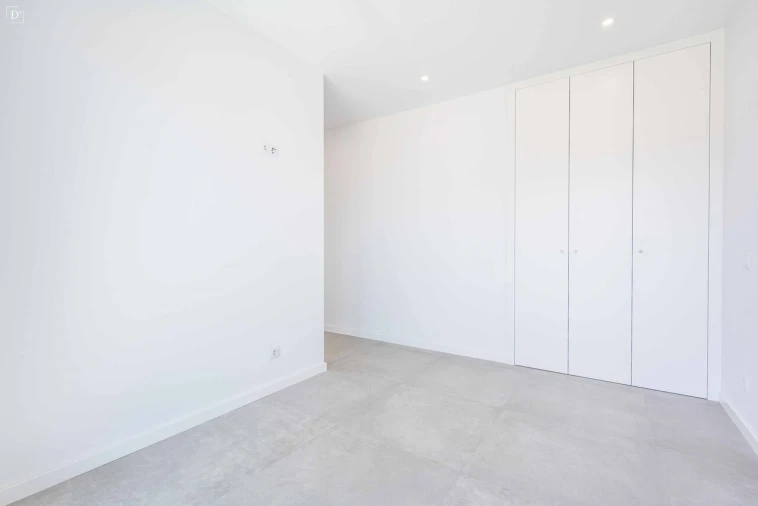 Moradia T4 para Venda em Mexilhoeira Grande Foto 34