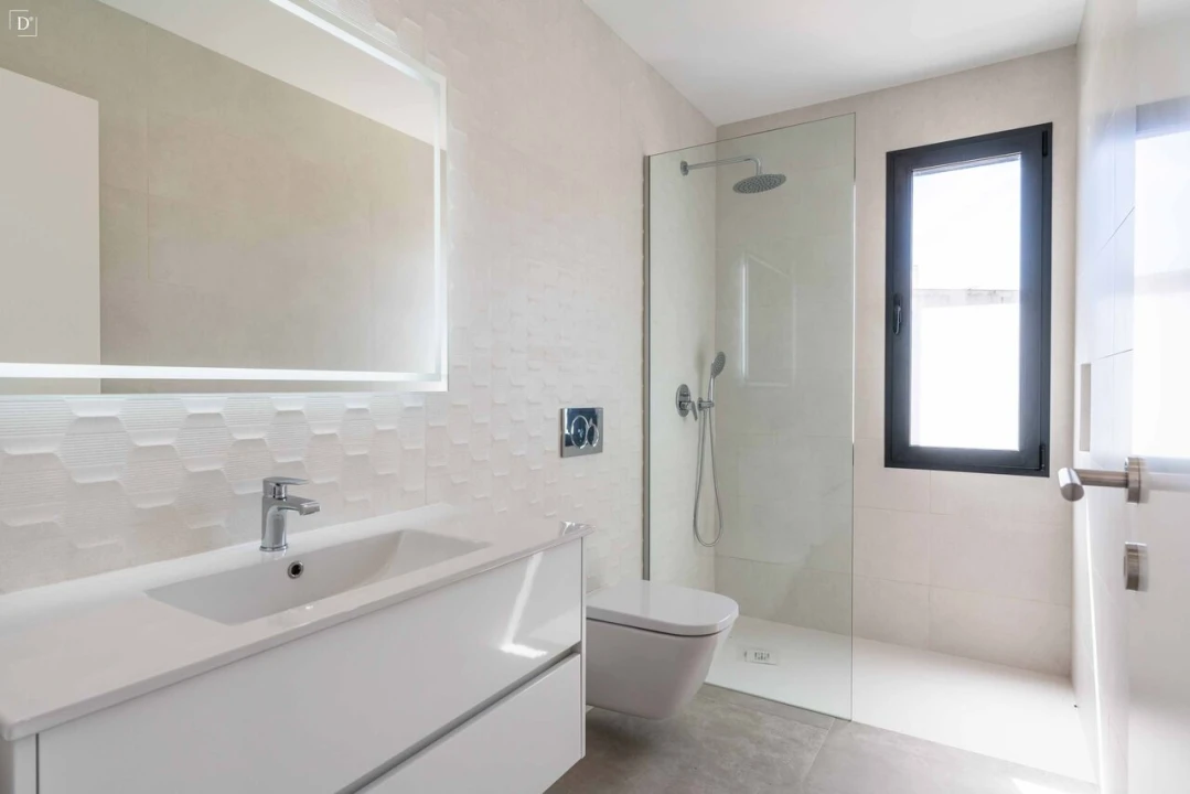 Moradia T4 para Venda em Mexilhoeira Grande Foto 32