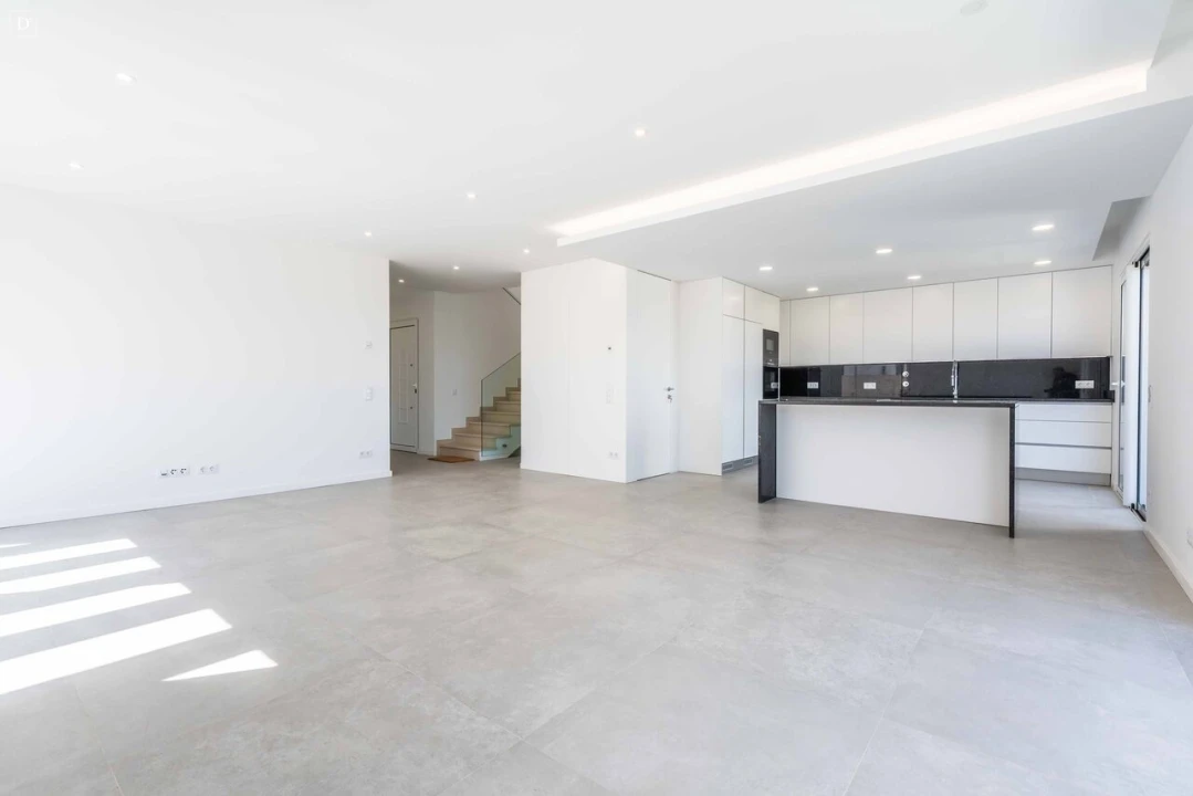 Moradia T3 para Venda em Mexilhoeira Grande Foto 6