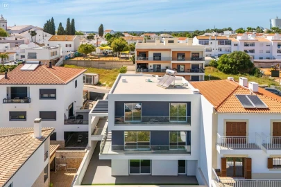 Moradia T3 para Venda em Mexilhoeira Grande