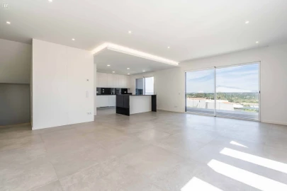 Moradia T3 para Venda em Mexilhoeira Grande