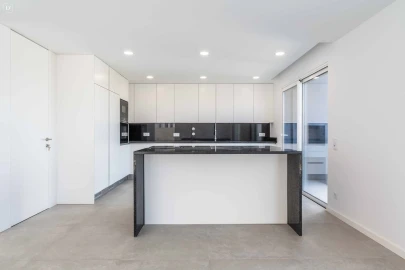 Moradia T3 para Venda em Mexilhoeira Grande