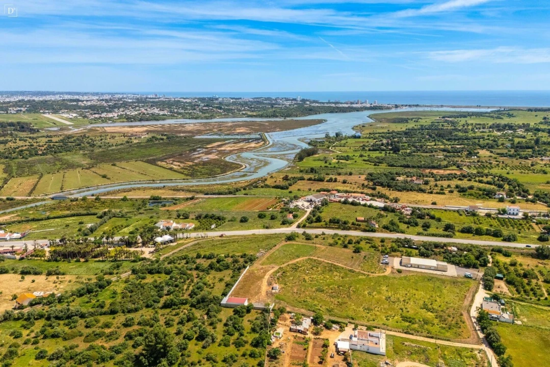 Moradia T3 para Venda em Mexilhoeira Grande Foto 14