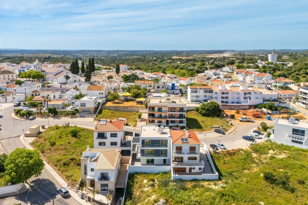 Moradia T3 para Venda em Mexilhoeira Grande Foto 39