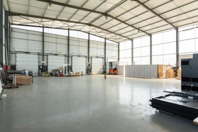 Armazém para Venda em Oliveira do Mondego e Travanca do Mondego