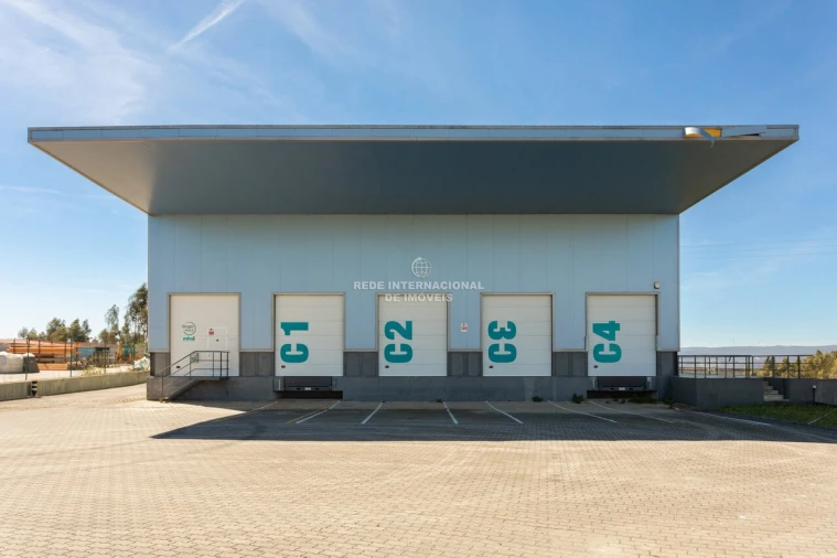 Armazém para Venda em Oliveira do Mondego e Travanca do Mondego Foto 27