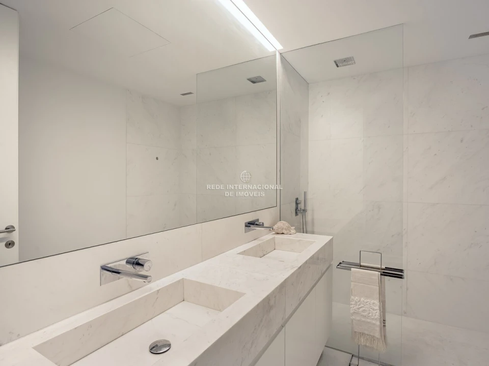 Apartamento T2 para Venda em Cascais e Estoril Foto 14