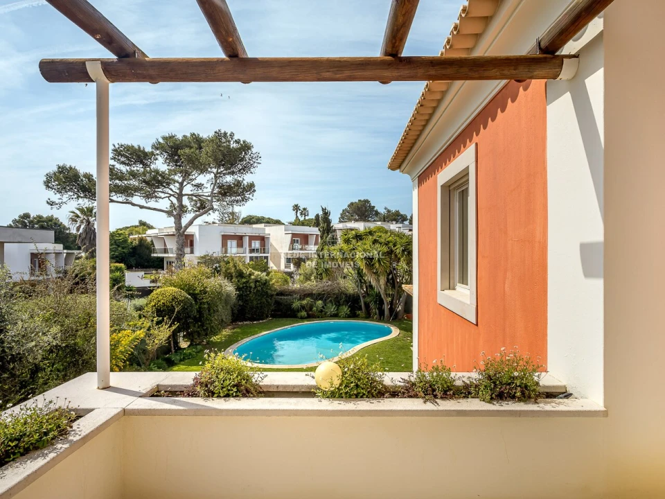 Moradia T5 para Venda em Cascais e Estoril Foto 10