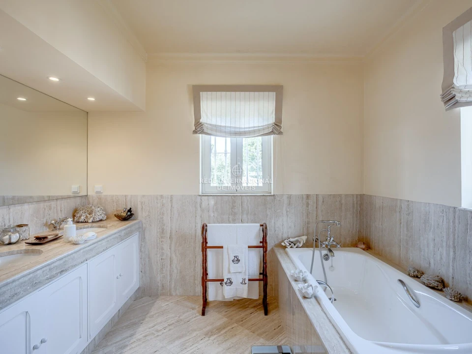 Moradia T5 para Venda em Cascais e Estoril Foto 25