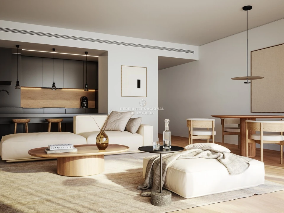 Apartamento T4 para Venda em Alvalade Foto 14