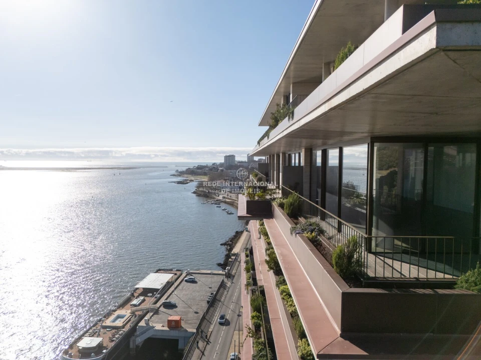 Apartamento T3 para Venda em Lordelo do Ouro e Massarelos Foto 1
