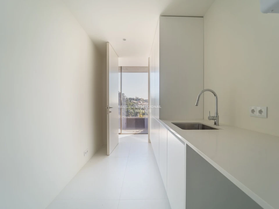 Apartamento T3 para Venda em Lordelo do Ouro e Massarelos Foto 15